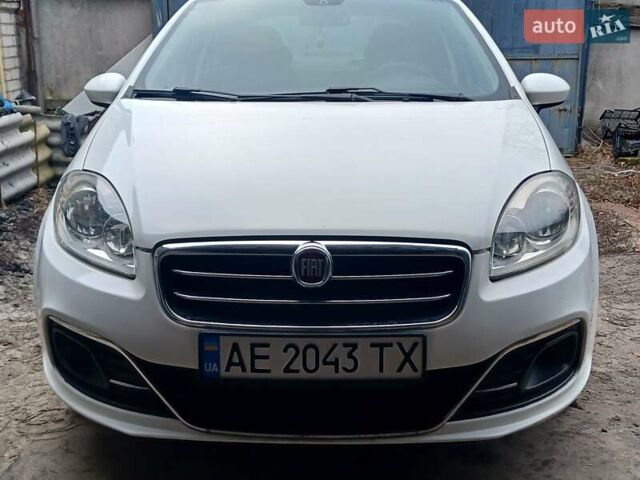 Белый Фиат Линеа, объемом двигателя 1.37 л и пробегом 240 тыс. км за 4900 $, фото 22 на Automoto.ua