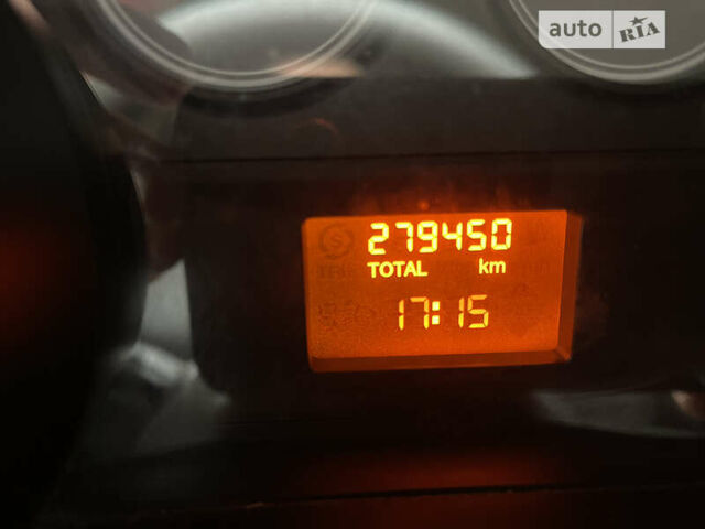 Белый Фиат Линеа, объемом двигателя 1.4 л и пробегом 270 тыс. км за 4500 $, фото 11 на Automoto.ua