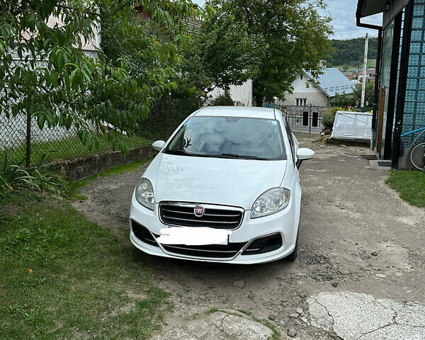 Білий Фіат Лінеа, об'ємом двигуна 1.4 л та пробігом 217 тис. км за 4800 $, фото 7 на Automoto.ua