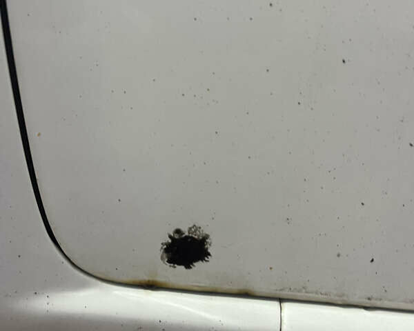 Білий Фіат Лінеа, об'ємом двигуна 1.37 л та пробігом 225 тис. км за 3900 $, фото 7 на Automoto.ua