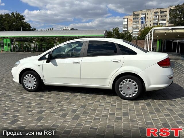 Білий Фіат Лінеа, об'ємом двигуна 1.4 л та пробігом 283 тис. км за 5399 $, фото 1 на Automoto.ua