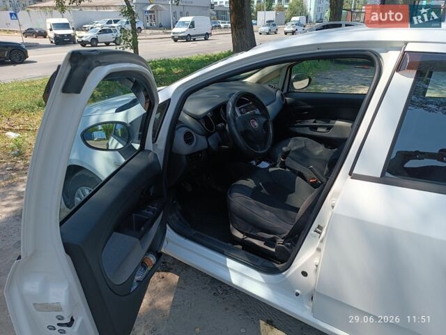 Білий Фіат Лінеа, об'ємом двигуна 1.25 л та пробігом 237 тис. км за 5100 $, фото 12 на Automoto.ua