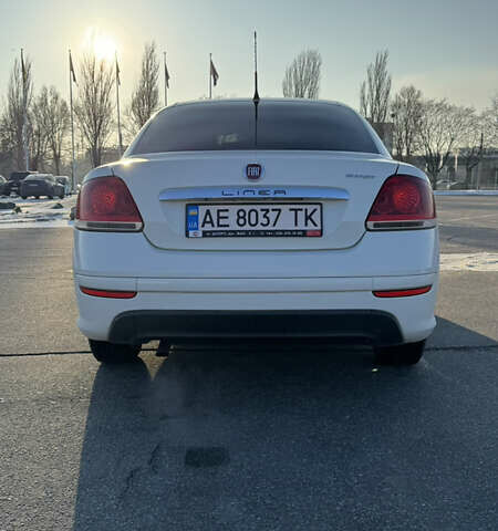Белый Фиат Линеа, объемом двигателя 1.25 л и пробегом 362 тыс. км за 6500 $, фото 9 на Automoto.ua