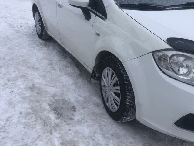 Білий Фіат Лінеа, об'ємом двигуна 1.4 л та пробігом 390 тис. км за 4399 $, фото 7 на Automoto.ua