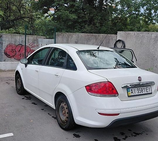 Білий Фіат Лінеа, об'ємом двигуна 1.37 л та пробігом 140 тис. км за 6000 $, фото 3 на Automoto.ua
