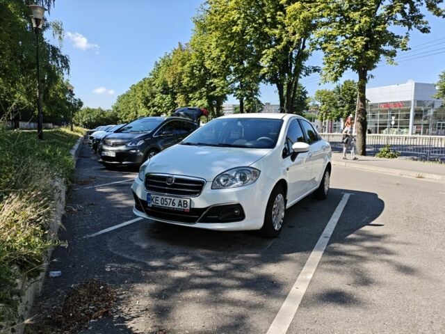 Білий Фіат Лінеа, об'ємом двигуна 1.3 л та пробігом 180 тис. км за 5206 $, фото 18 на Automoto.ua