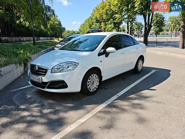 Білий Фіат Лінеа, об'ємом двигуна 1.25 л та пробігом 180 тис. км за 5300 $, фото 42 на Automoto.ua