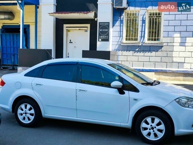 Білий Фіат Лінеа, об'ємом двигуна 1.4 л та пробігом 145 тис. км за 3400 $, фото 5 на Automoto.ua