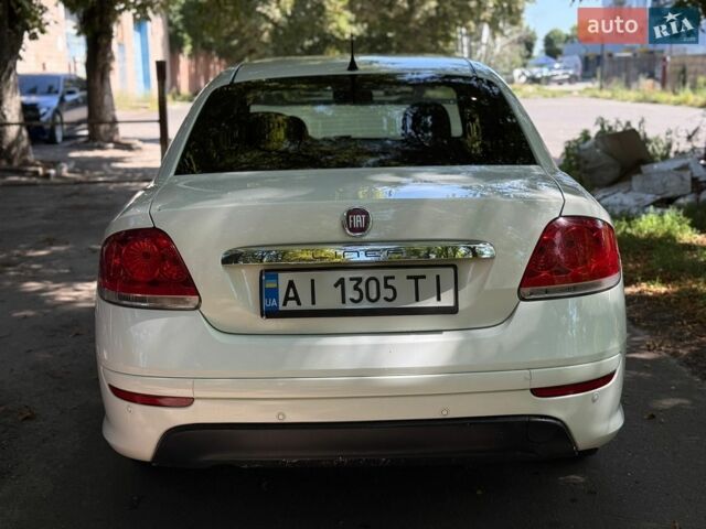 Білий Фіат Лінеа, об'ємом двигуна 1.37 л та пробігом 229 тис. км за 4999 $, фото 4 на Automoto.ua