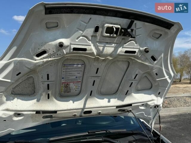 Білий Фіат Лінеа, об'ємом двигуна 1.37 л та пробігом 62 тис. км за 7100 $, фото 22 на Automoto.ua