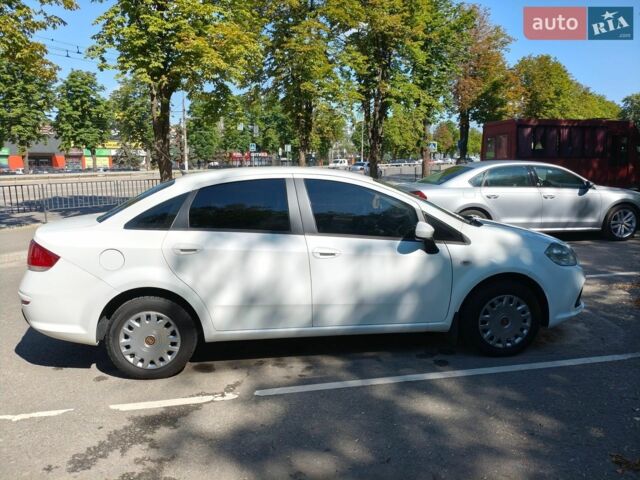 Білий Фіат Лінеа, об'ємом двигуна 1.25 л та пробігом 180 тис. км за 5300 $, фото 44 на Automoto.ua