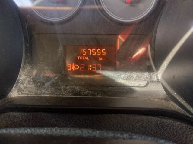 Белый Фиат Линеа, объемом двигателя 1.4 л и пробегом 158 тыс. км за 4800 $, фото 4 на Automoto.ua