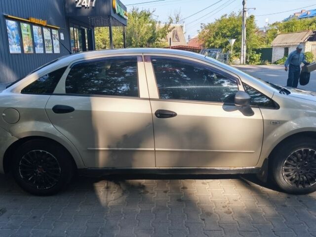 Бежевий Фіат Лінеа, об'ємом двигуна 1.2 л та пробігом 322 тис. км за 3500 $, фото 3 на Automoto.ua