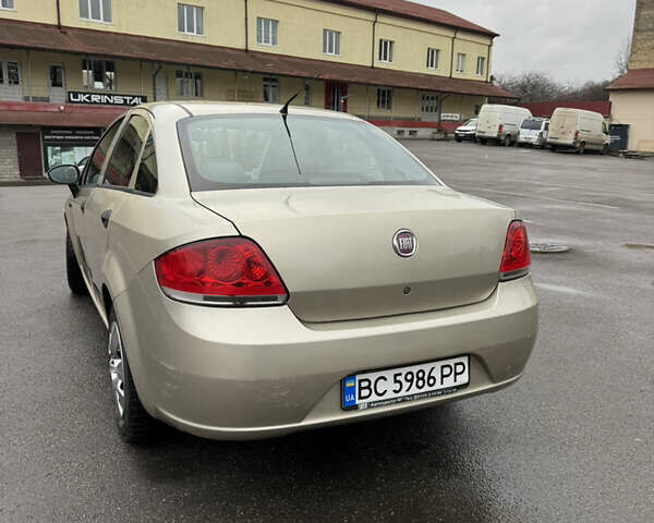 Бежевый Фиат Линеа, объемом двигателя 1.3 л и пробегом 196 тыс. км за 3100 $, фото 5 на Automoto.ua