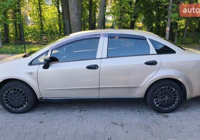 Бежевий Фіат Лінеа, об'ємом двигуна 1.3 л та пробігом 322 тис. км за 3500 $, фото 3 на Automoto.ua