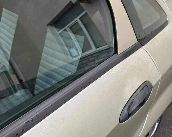 Бежевый Фиат Линеа, объемом двигателя 1.3 л и пробегом 196 тыс. км за 3100 $, фото 15 на Automoto.ua