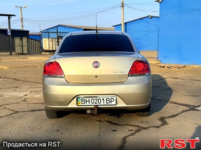 Бежевий Фіат Лінеа, об'ємом двигуна 1.4 л та пробігом 180 тис. км за 4450 $, фото 6 на Automoto.ua