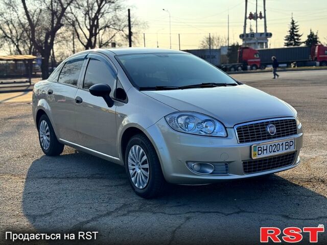 Бежевий Фіат Лінеа, об'ємом двигуна 1.4 л та пробігом 180 тис. км за 4450 $, фото 2 на Automoto.ua