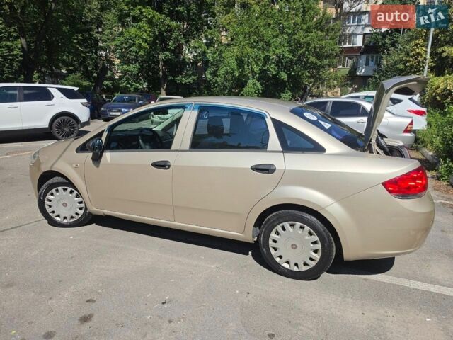 Бежевый Фиат Линеа, объемом двигателя 1.37 л и пробегом 90 тыс. км за 4000 $, фото 6 на Automoto.ua