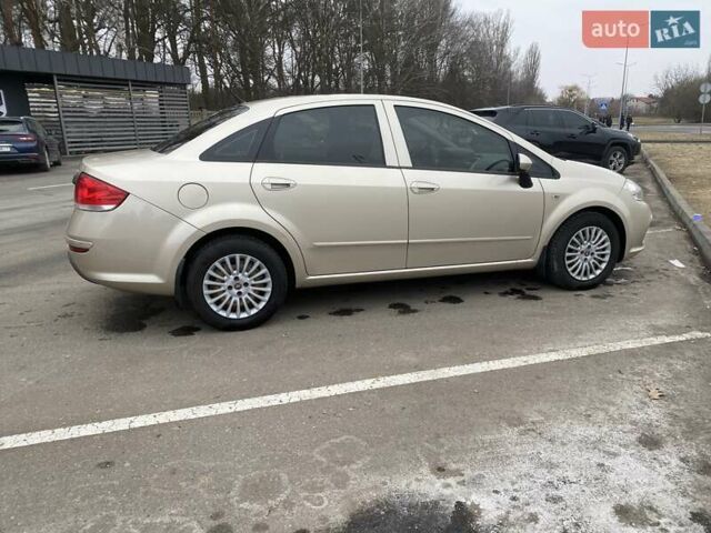 Бежевый Фиат Линеа, объемом двигателя 1.25 л и пробегом 100 тыс. км за 5500 $, фото 9 на Automoto.ua