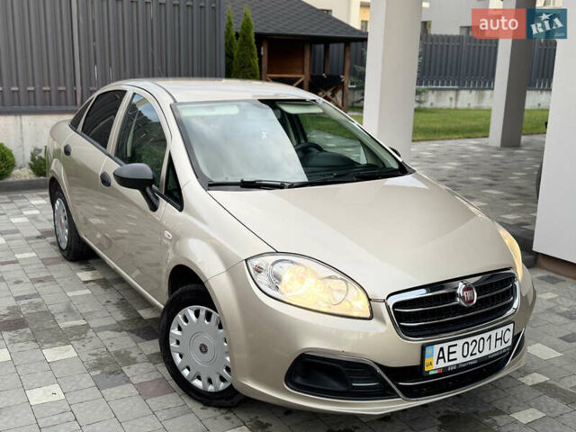Бежевый Фиат Линеа, объемом двигателя 1.4 л и пробегом 72 тыс. км за 6499 $, фото 5 на Automoto.ua