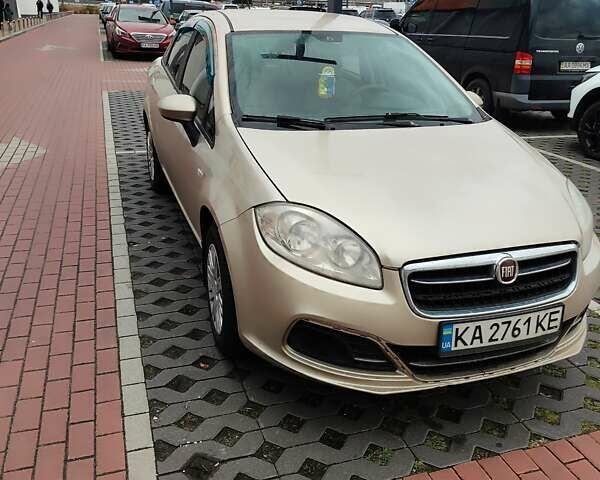 Бежевый Фиат Линеа, объемом двигателя 1.37 л и пробегом 233 тыс. км за 5800 $, фото 1 на Automoto.ua