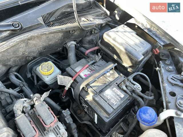 Фиат Линеа 2009 в Киеве на Automoto.ua Черный Фиат Линеа, объемом двигателя 1.4 л и пробегом 183 тыс. км за 4000 $, фото 11 на Automoto.ua