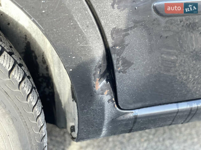 Фиат Линеа 2009 в Киеве на Automoto.ua Черный Фиат Линеа, объемом двигателя 1.4 л и пробегом 183 тыс. км за 4000 $, фото 43 на Automoto.ua