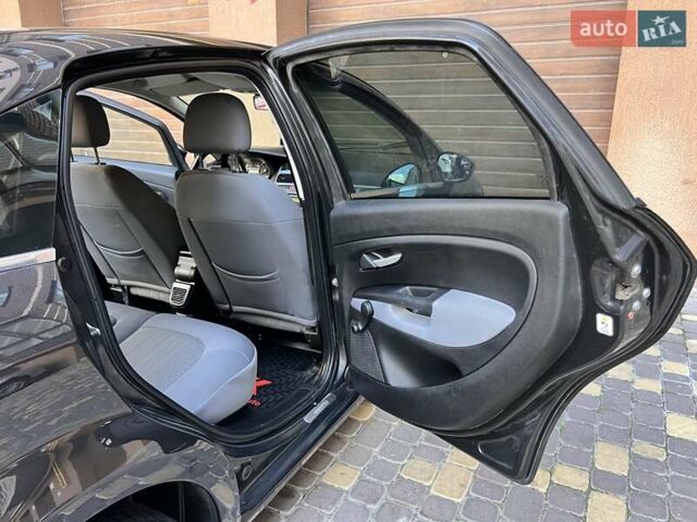 Чорний Фіат Лінеа, об'ємом двигуна 1.4 л та пробігом 184 тис. км за 5299 $, фото 33 на Automoto.ua