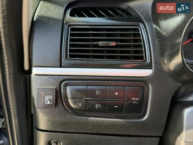 Чорний Фіат Лінеа, об'ємом двигуна 1.37 л та пробігом 175 тис. км за 4300 $, фото 17 на Automoto.ua