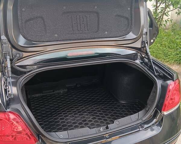 Черный Фиат Линеа, объемом двигателя 1.37 л и пробегом 124 тыс. км за 5800 $, фото 8 на Automoto.ua