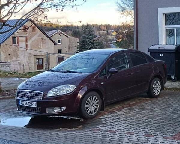 Коричневый Фиат Линеа, объемом двигателя 1.25 л и пробегом 130 тыс. км за 4000 $, фото 2 на Automoto.ua