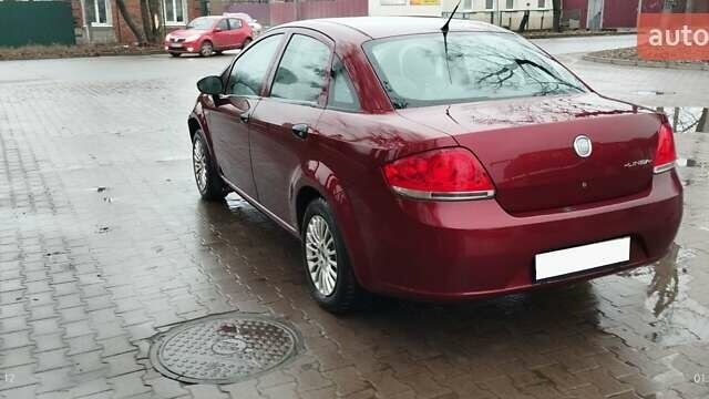 Червоний Фіат Лінеа, об'ємом двигуна 1.4 л та пробігом 270 тис. км за 3200 $, фото 2 на Automoto.ua