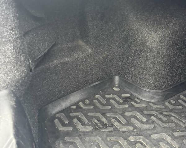 Червоний Фіат Лінеа, об'ємом двигуна 1.4 л та пробігом 194 тис. км за 5300 $, фото 32 на Automoto.ua