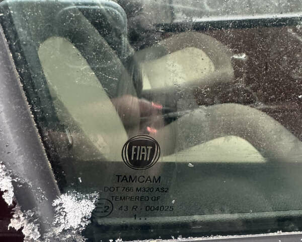 Червоний Фіат Лінеа, об'ємом двигуна 1.4 л та пробігом 194 тис. км за 5300 $, фото 16 на Automoto.ua