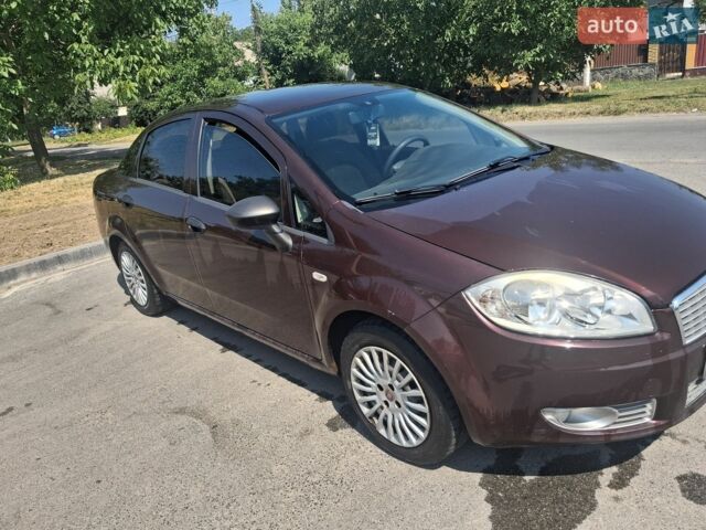 Червоний Фіат Лінеа, об'ємом двигуна 1.37 л та пробігом 203 тис. км за 4500 $, фото 9 на Automoto.ua