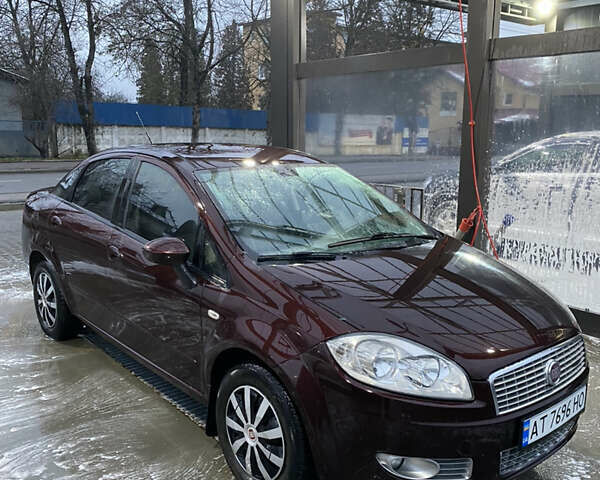 Червоний Фіат Лінеа, об'ємом двигуна 1.25 л та пробігом 286 тис. км за 4599 $, фото 8 на Automoto.ua