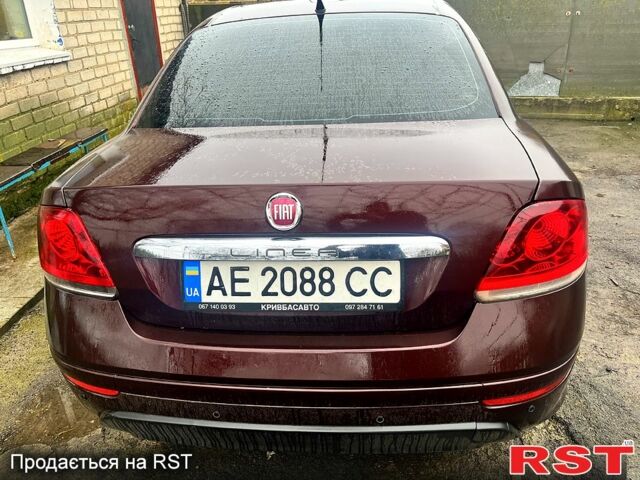 Красный Фиат Линеа, объемом двигателя 1.4 л и пробегом 133 тыс. км за 5000 $, фото 7 на Automoto.ua