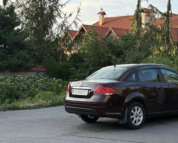 Красный Фиат Линеа, объемом двигателя 1.37 л и пробегом 155 тыс. км за 5000 $, фото 27 на Automoto.ua