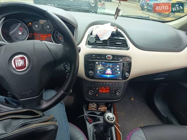 Червоний Фіат Лінеа, об'ємом двигуна 1.25 л та пробігом 245 тис. км за 5100 $, фото 5 на Automoto.ua