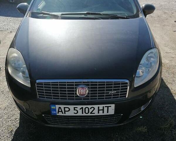 Фиат Линеа, объемом двигателя 1.4 л и пробегом 170 тыс. км за 4500 $, фото 5 на Automoto.ua