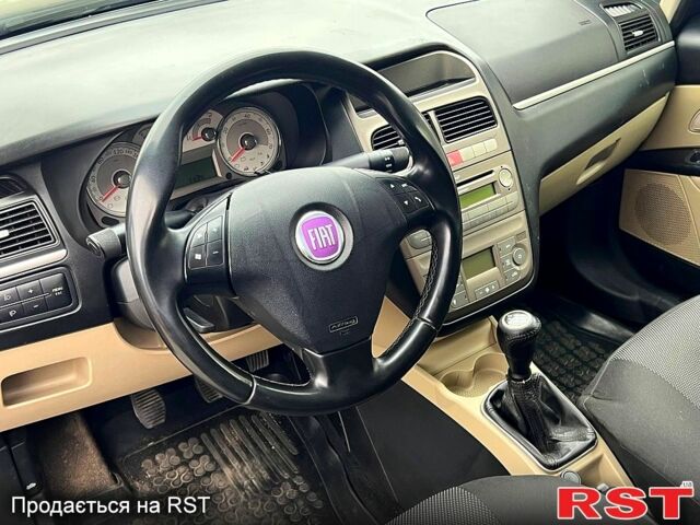 Фиат Линеа, объемом двигателя 1.3 л и пробегом 227 тыс. км за 4799 $, фото 2 на Automoto.ua