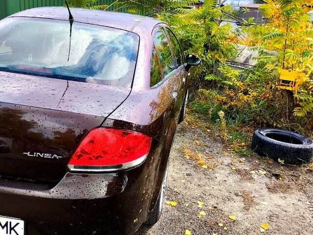 Фиат Линеа, объемом двигателя 1.4 л и пробегом 120 тыс. км за 4000 $, фото 2 на Automoto.ua