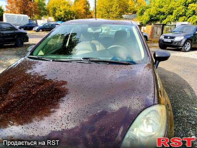 Фиат Линеа, объемом двигателя 1.4 л и пробегом 120 тыс. км за 4000 $, фото 5 на Automoto.ua