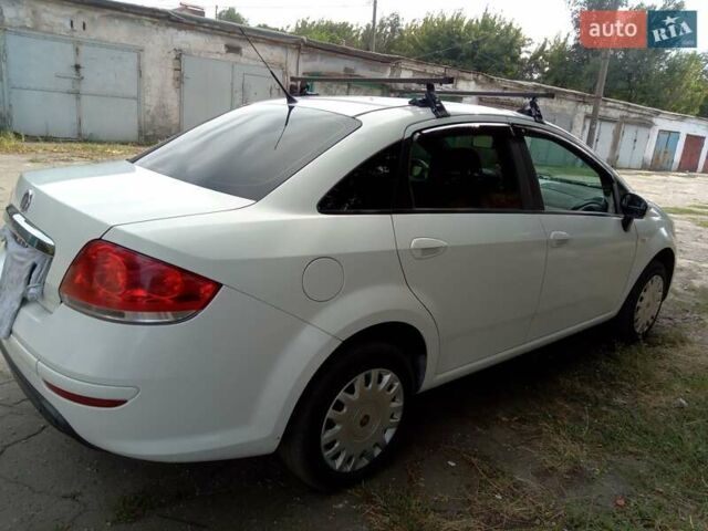 Фиат Линеа, объемом двигателя 0 л и пробегом 256 тыс. км за 4500 $, фото 1 на Automoto.ua