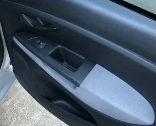 Фиат Линеа, объемом двигателя 1.4 л и пробегом 195 тыс. км за 5000 $, фото 10 на Automoto.ua