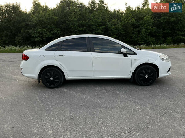 Фиат Линеа, объемом двигателя 1.37 л и пробегом 179 тыс. км за 4999 $, фото 6 на Automoto.ua