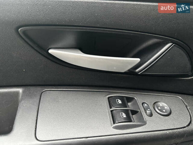 Серый Фиат Линеа, объемом двигателя 1.37 л и пробегом 223 тыс. км за 3700 $, фото 20 на Automoto.ua