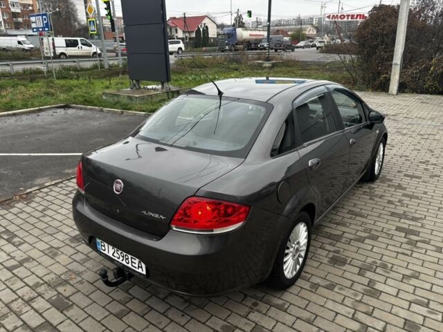 Серый Фиат Линеа, объемом двигателя 1.4 л и пробегом 280 тыс. км за 3600 $, фото 1 на Automoto.ua