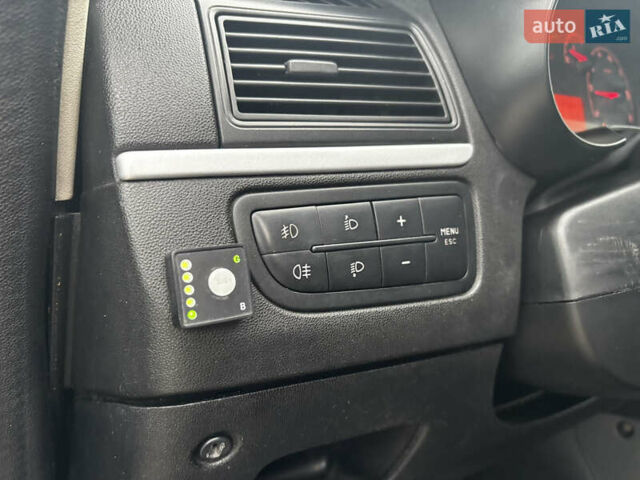 Серый Фиат Линеа, объемом двигателя 1.37 л и пробегом 223 тыс. км за 3700 $, фото 21 на Automoto.ua